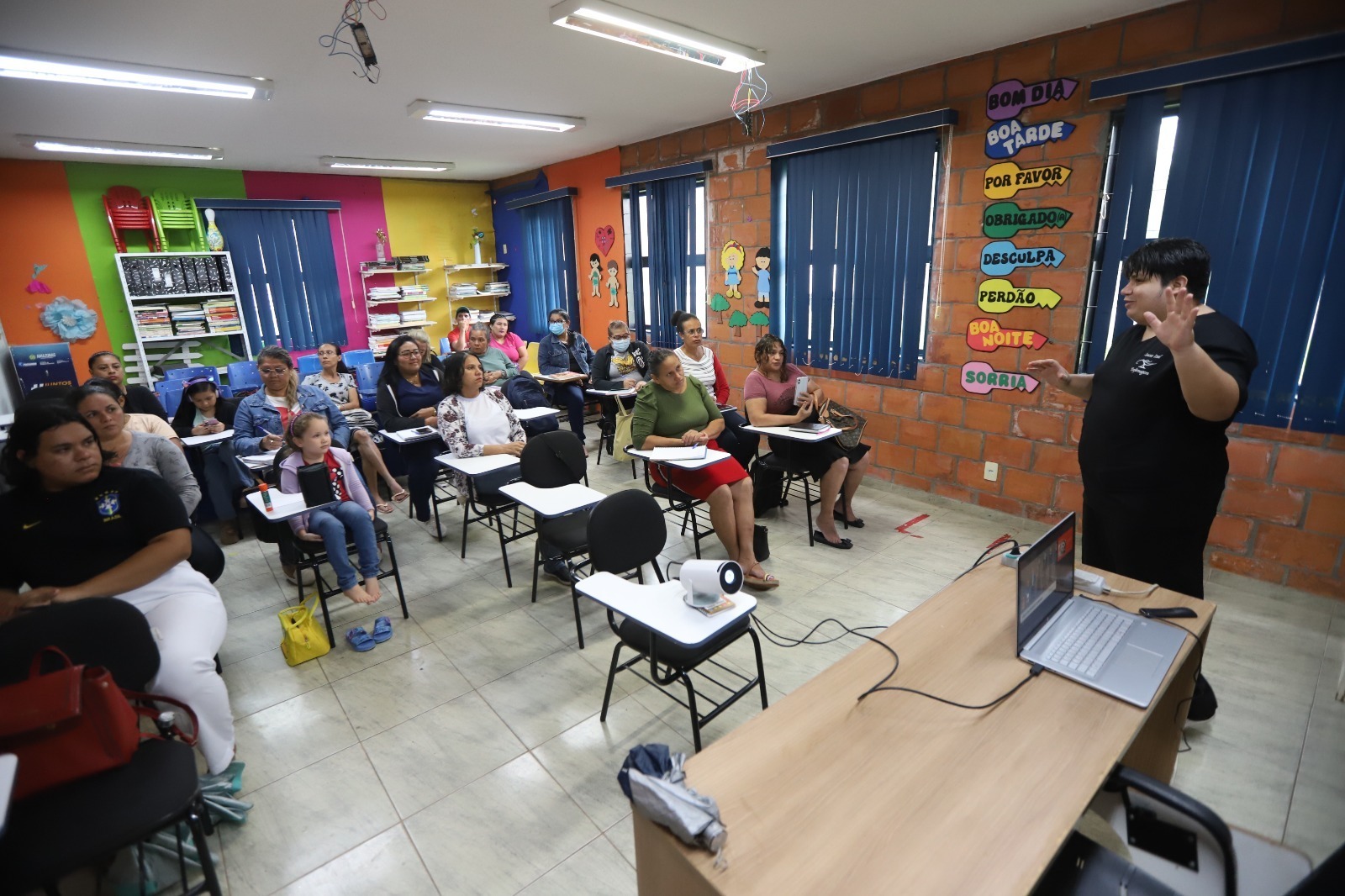 Beneficiários do Prosamin+ iniciam curso de Cuidador de Idosos no Elo Liberdade