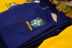 Camisa da Seleção Brasileira 2026: onde comprar em Manaus