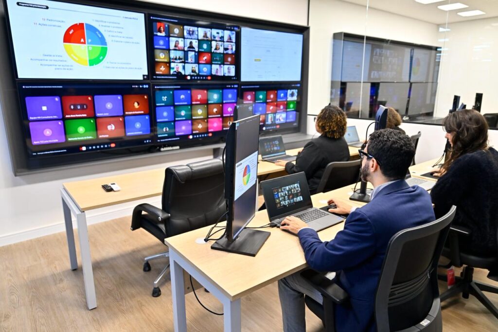 TCE-AM promove formação e avança em programa de melhoria da educação no Amazonas