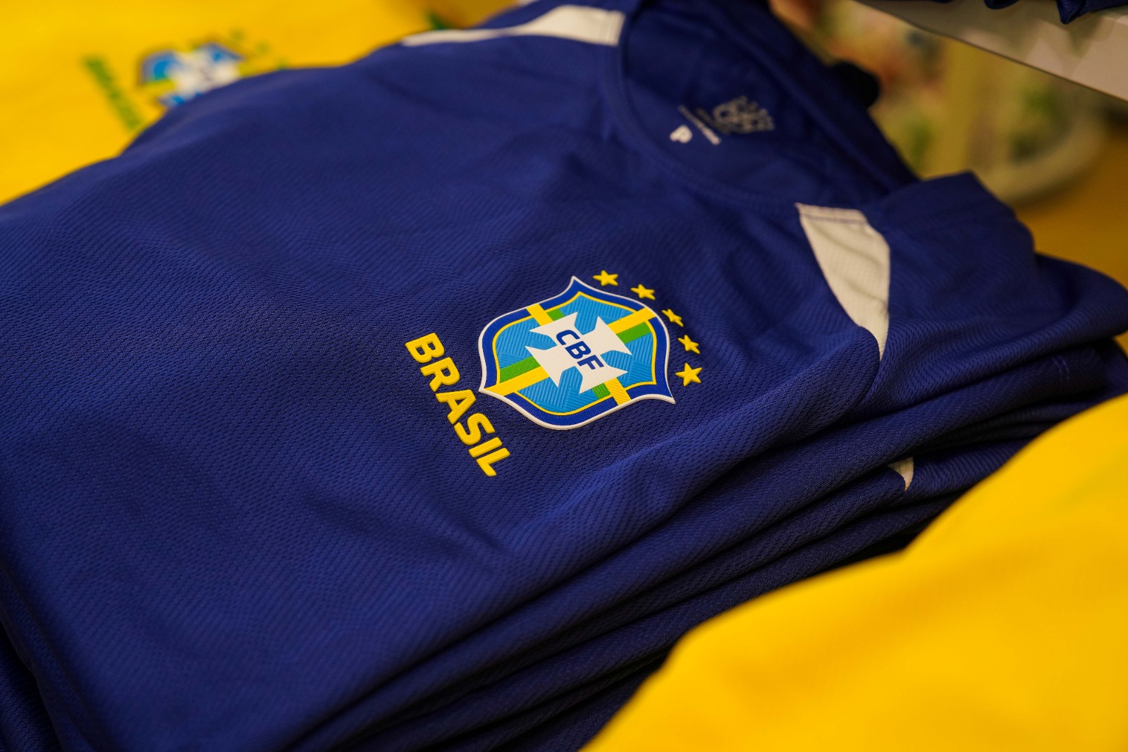Camisa da Seleção Brasileira 2026: onde comprar em Manaus