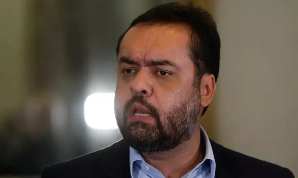 PF realiza buscas contra Cláudio Castro em investigação sobre lavagem de dinheiro
