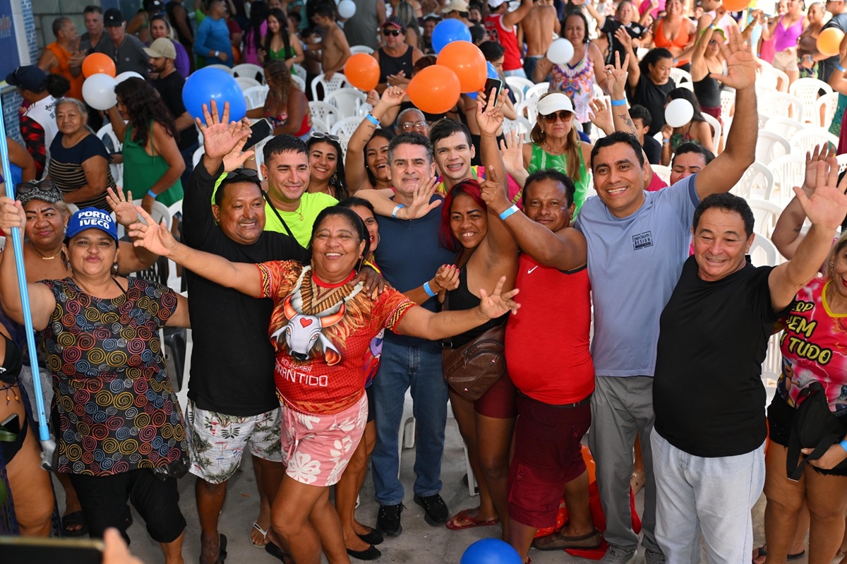 David Almeida defende políticas sociais em inauguração de instituto