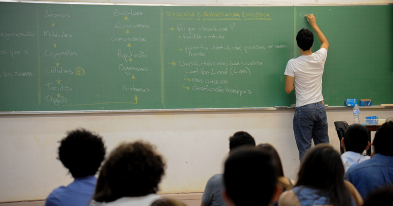 PND Ultrapassa 10 Mil Contratações e Ganha Força nas Redes de Ensino