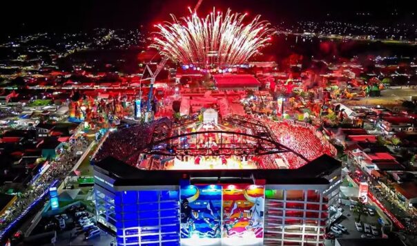 Festival de Parintins garante investimento de R$ 15 milhões