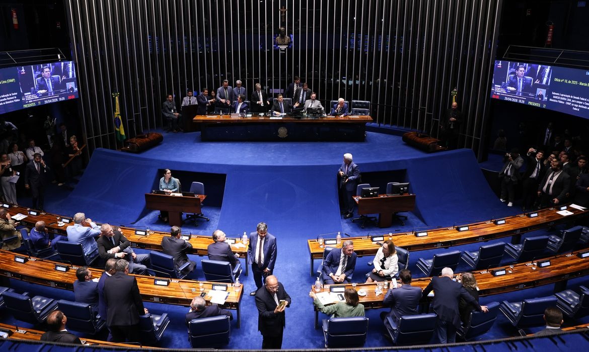 PEC 6x1 é adiada