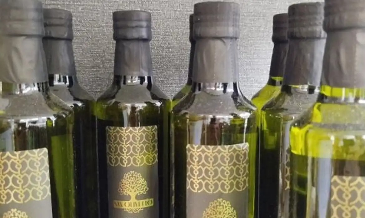 Anvisa proíbe venda e consumo de azeite San Oliveto