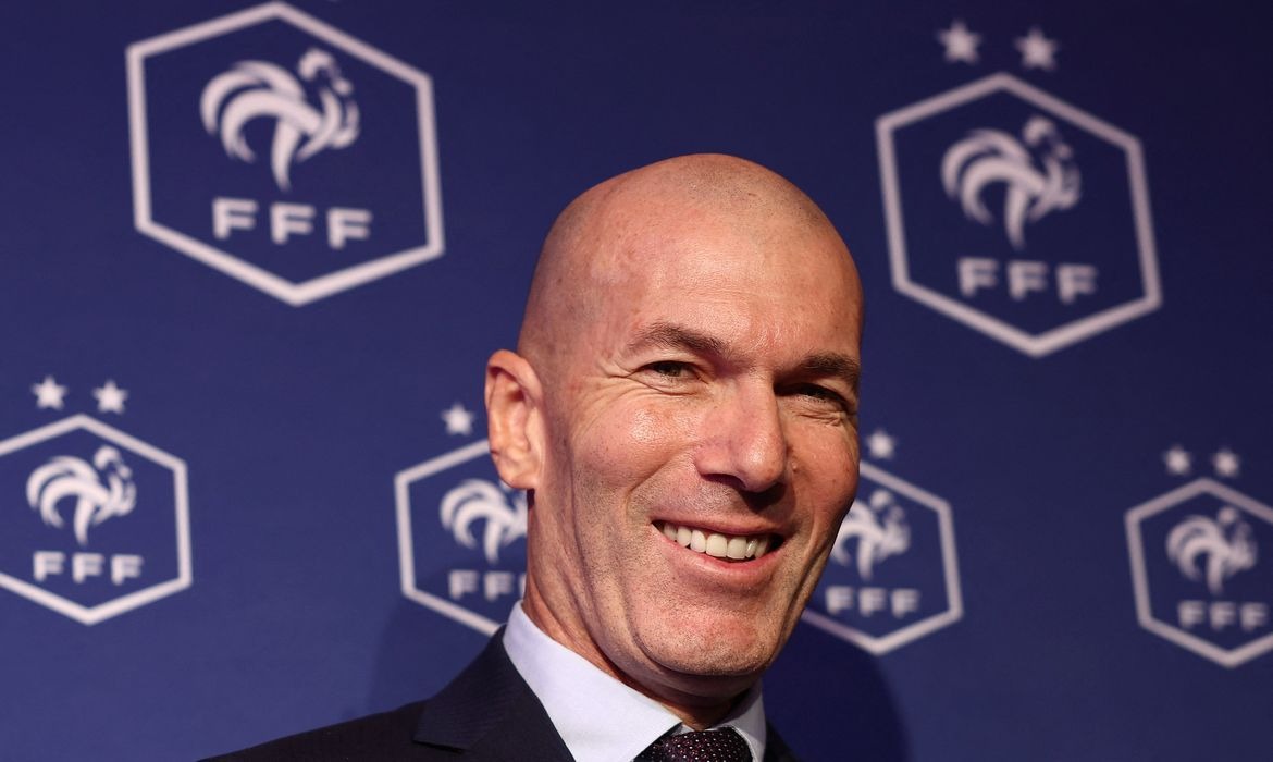 Zidane assume França com missão de potencializar ataque