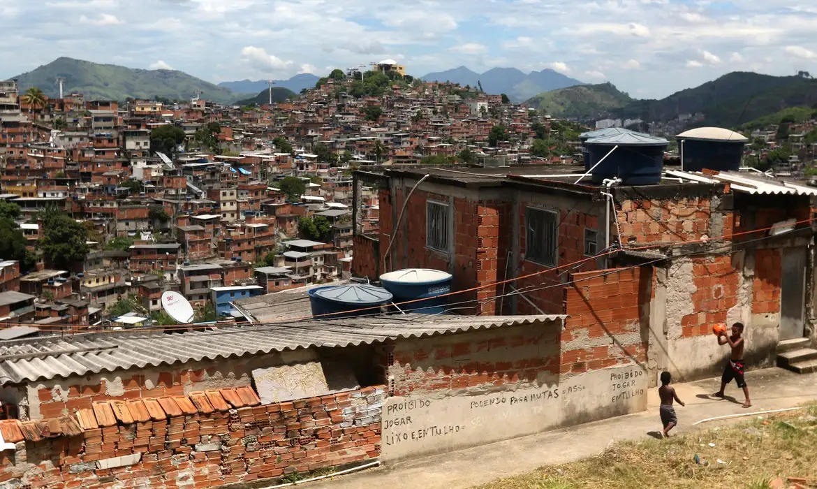Origem familiar influencia ascensão social no Brasil, diz estudo
