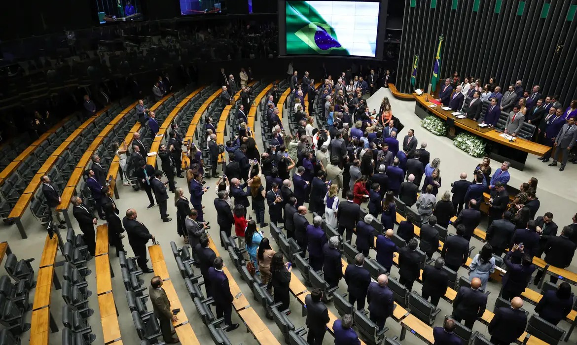 Congresso corre contra o tempo pela MP