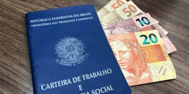 Abono salarial libera R$ 5,2 bilhões nesta segunda-feira