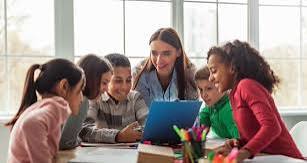 Ensino integral tem desempenho maior no Ideb 2025