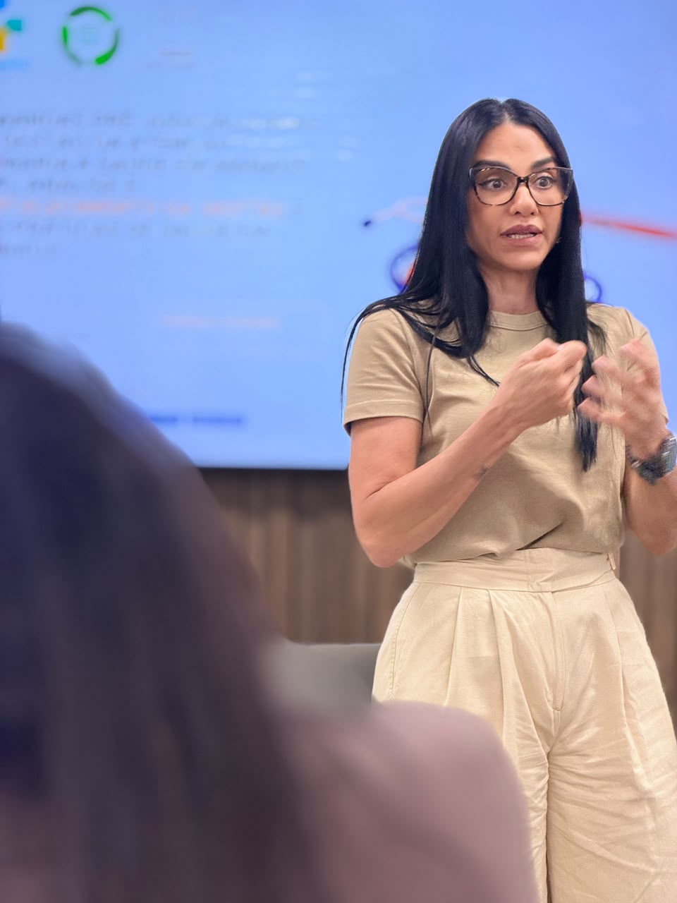 Shádia Fraxe atuou na Estratégia Saúde da Família e amplia formação em saúde pública